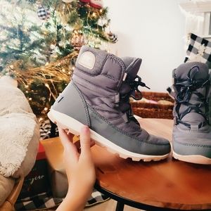 ✨ NWOT Sorel || Whitnee Short Lace